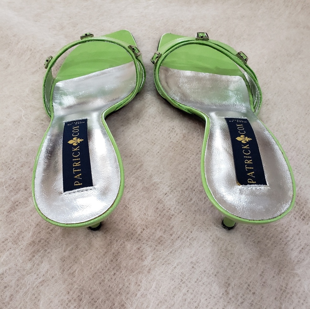 Sandals - Picture 2 of 6